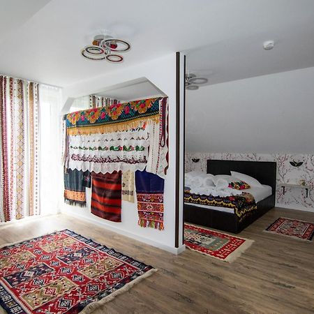 Villa Lacrima Izei à Săcel Extérieur photo