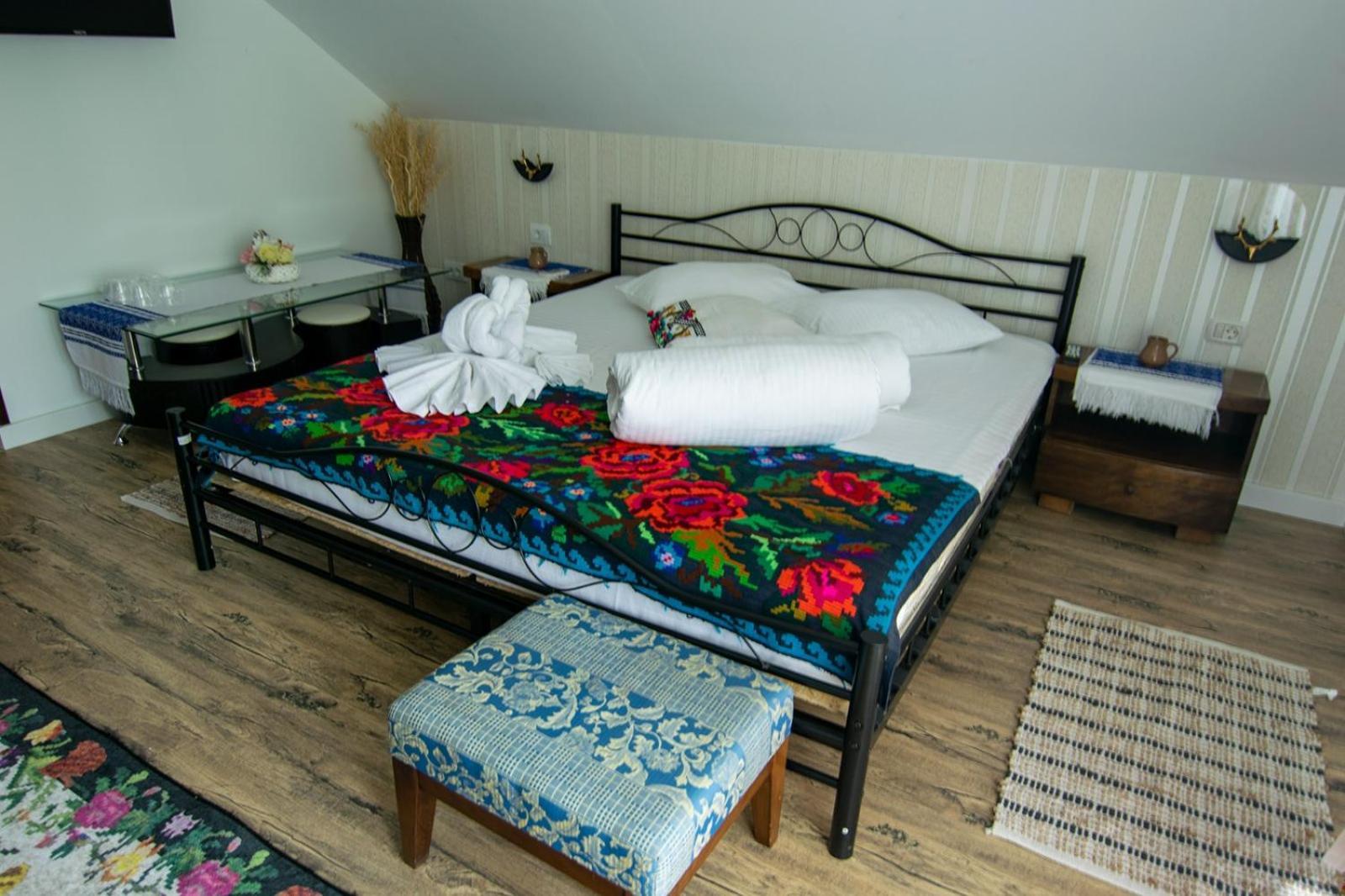 Villa Lacrima Izei à Săcel Extérieur photo